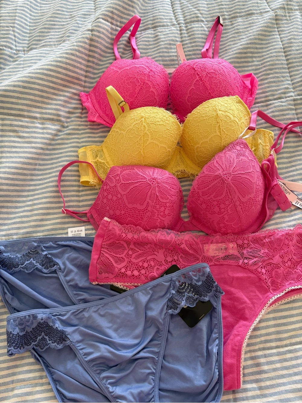 34C Victoria’s Secret! 6 piece  Pink & Yellow Lace Push-Up Bra Set:
